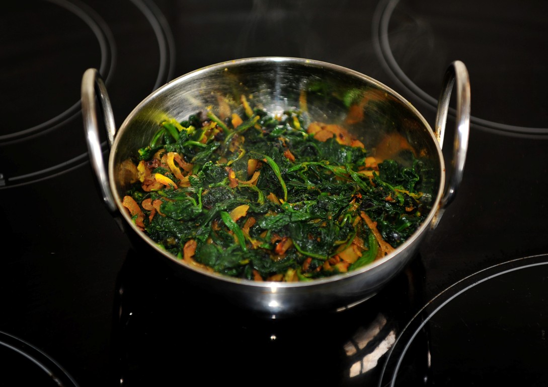 Is saag and spinach same?